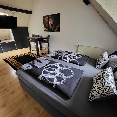 Haus Mika Villa โคเคห์ม ภายนอก รูปภาพ